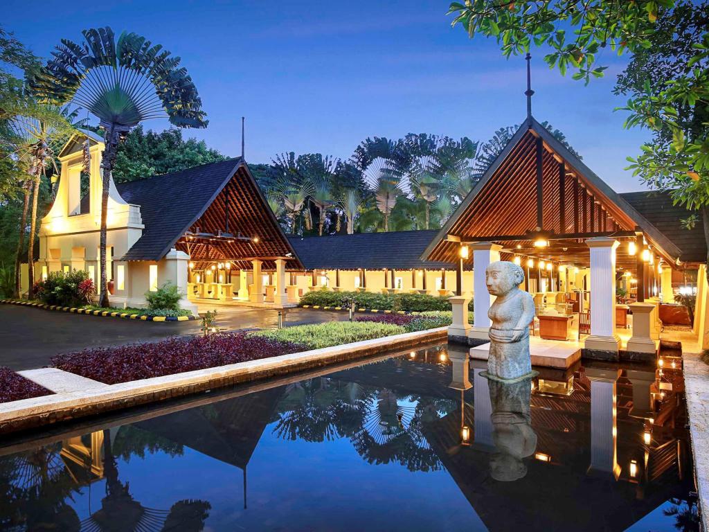 7 Hotel Di Bogor Yang Asri Banget, Bikin Betah! - Blog Kuliner ...